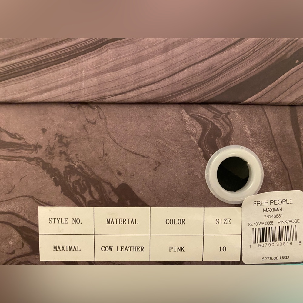 Jeffrey Campbell Maximal Boots - Picture 6 of 9